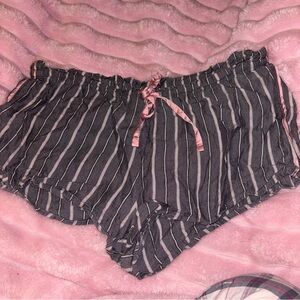 Y2K Victoria secret grey pink lace shorts size small